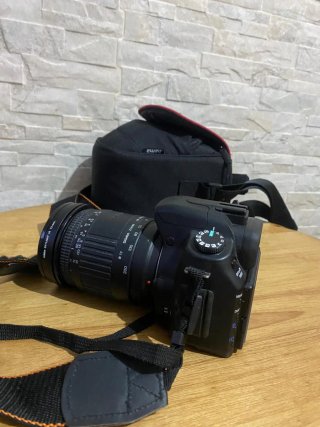 Sony DSLR-A350 + Sigma 28-200mm
