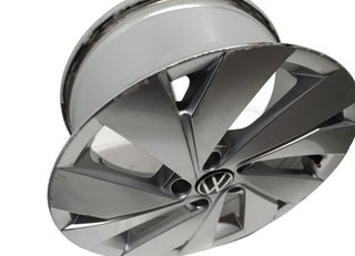 Llanta volkswagen 2322499 5h0601025c golf viii cd1