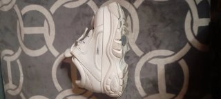 Zapatos Buffalo blancos