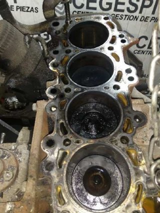 BLOQUE NISSAN NP300 PICK-UP (LCD22) 2.5 16V Turbo