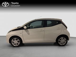 TOYOTA AYGO 1.0 VVT-I X-PLAY 69 5P