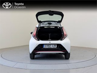 TOYOTA Aygo X-PLAY
