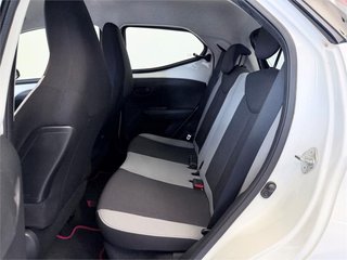 TOYOTA Aygo X-PLAY