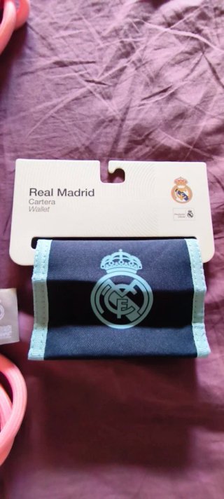 Pack Real Madrid: Bolsa, Cartera y Llavero nuevo
