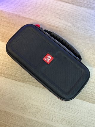 Nintendo Switch OLED Azul y Amarillo