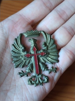 Insignia militar de casco post Guerra Civil