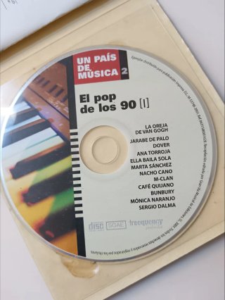 CD Un País de Música 2 - El Pop de los 90