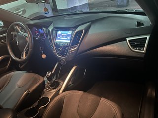 Hyundai Veloster 2012