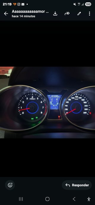 Hyundai Veloster 2012