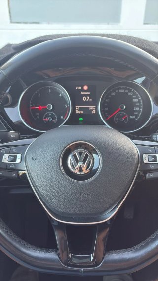 Volkswagen Touran 2016