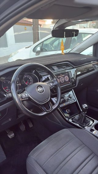 Volkswagen Touran 2016