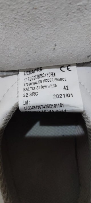 ZAPATOS DE SEGURIDAD BLANCO