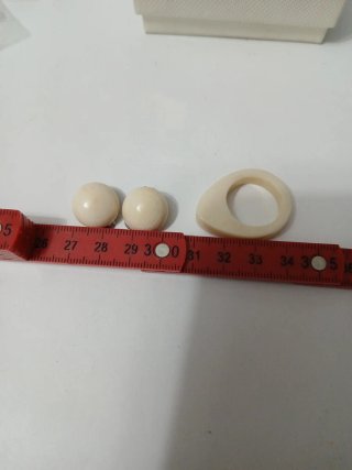 Set antico e prezioso, anello e orecchini