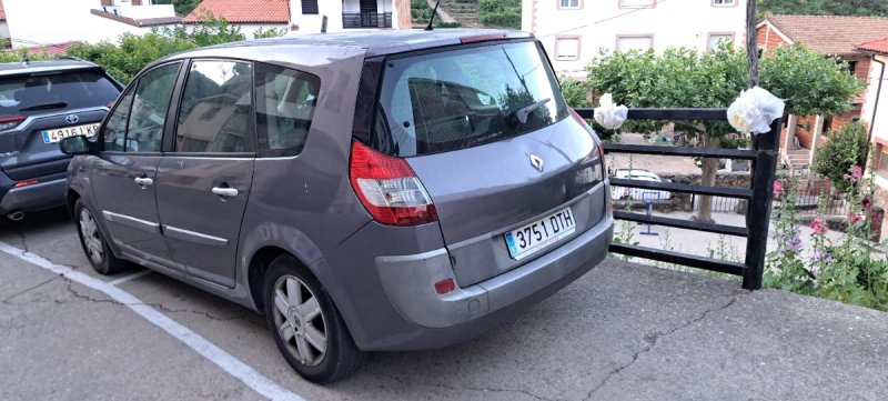 Renault Scenic 2005 - foto 1