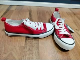 Zapatillas nuevas talla 37