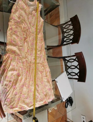 Vestido largo amarillo y rosa floral