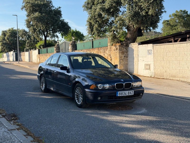 BMW Serie 5 530dA - foto 1