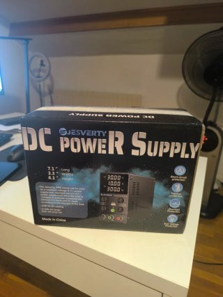 Fuente Alimentación Jesverty 0-30V 0-10A DC