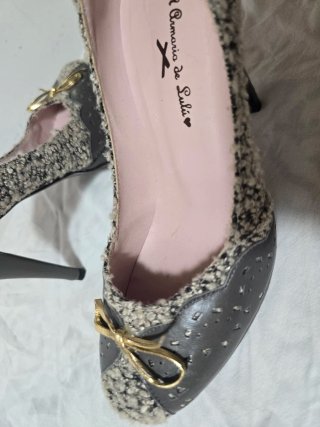 Tacones grises y dorados talla 38