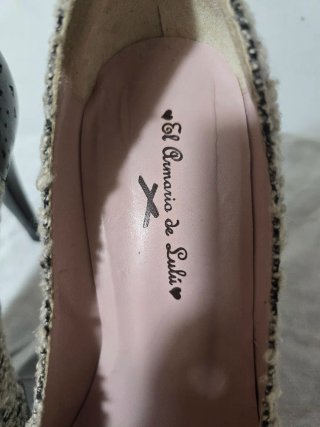 Tacones grises y dorados talla 38