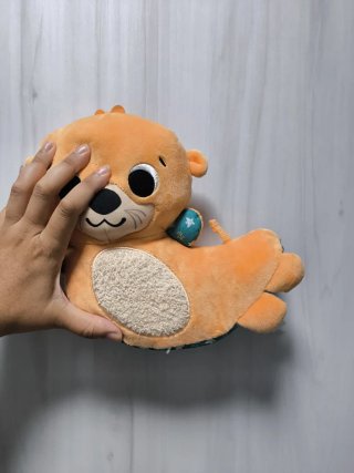 Foca bebé sonajero peluche naranja