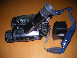 Videocamera Sony CCD-TR705E