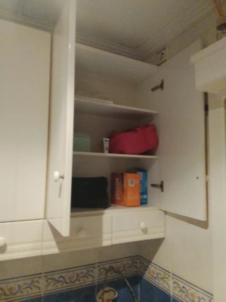 Armarios de baño blancos