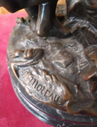 Escultura de bronce Moreau