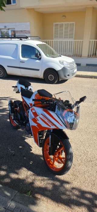 KTM RC 125 2024