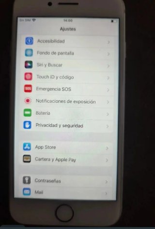 iPhone 8 64GB Plata + Cargador