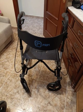 Andador Plegable con Asiento