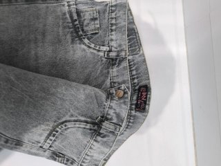 Pantalones vaqueros IAN LU grises