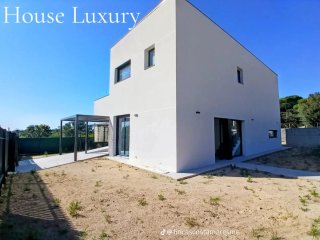 Casa alto en Sant Andreu de Llavaneras
