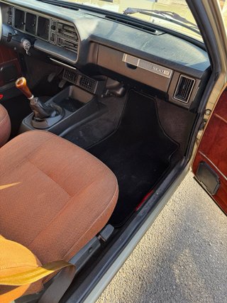SEAT 131 1.6