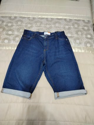 Pantalón vaquero corto azul