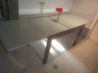 Mesa de comedor madera y cristal