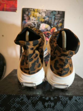 Zapatillas con estampado de leopardo