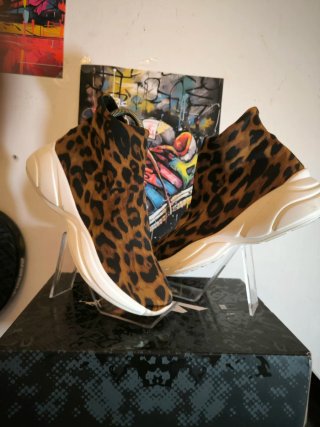 Zapatillas con estampado de leopardo