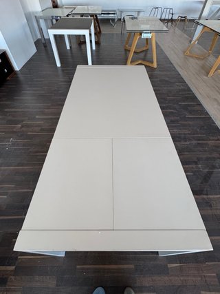 Tavolo da pranzo in legno bianco