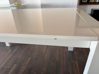 Tavolo da pranzo in legno bianco