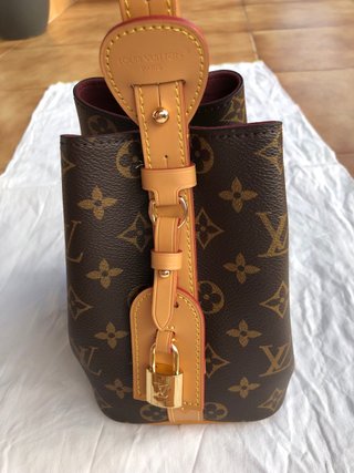 Bolso Louis Vuitton Marrón y Dorado