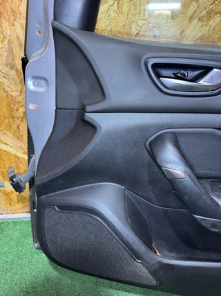 Puerta Delantera Derecha Renault Megane sport Tour