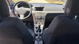 Opel Astra 2008
