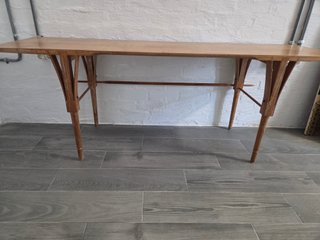 Mesa de madera