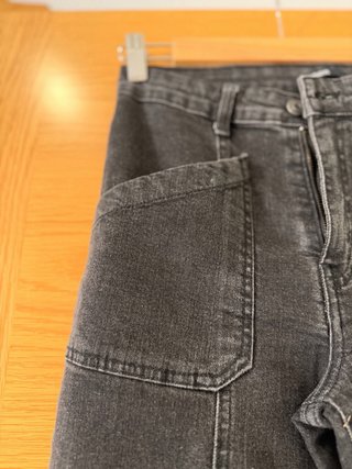 Pantalón vaquero campana negro noon talla 30/32