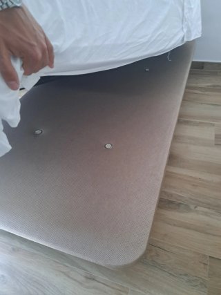 Cama individual blanca