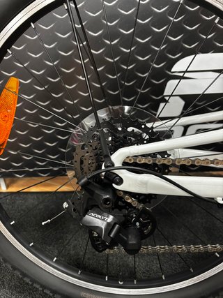 BICICLETA TREK Wahoo 24 Path. Año 2026
