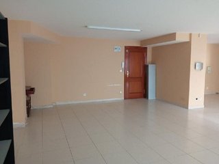 Local comercial en venta en Muriedas en Camargo