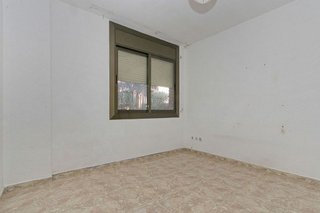 Piso en venta en Zona Mercat en Rubí