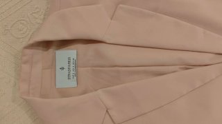 Traje de chaqueta y pantalón rosa